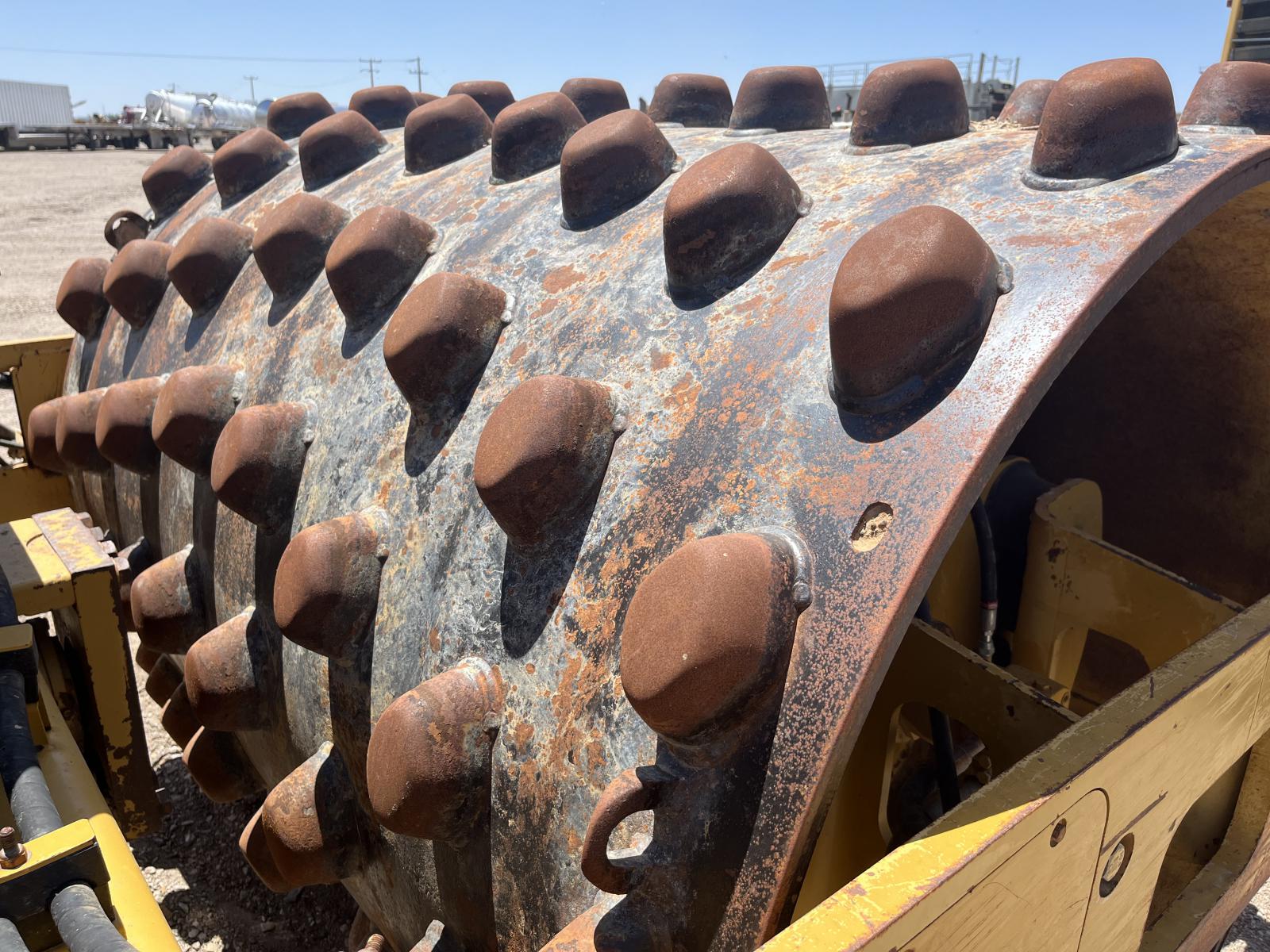 ./imagenes/INVOICE/2019/17609/COMPACTADOR PATA DE CABRA CATERPILLAR CS-533E (10).JPG